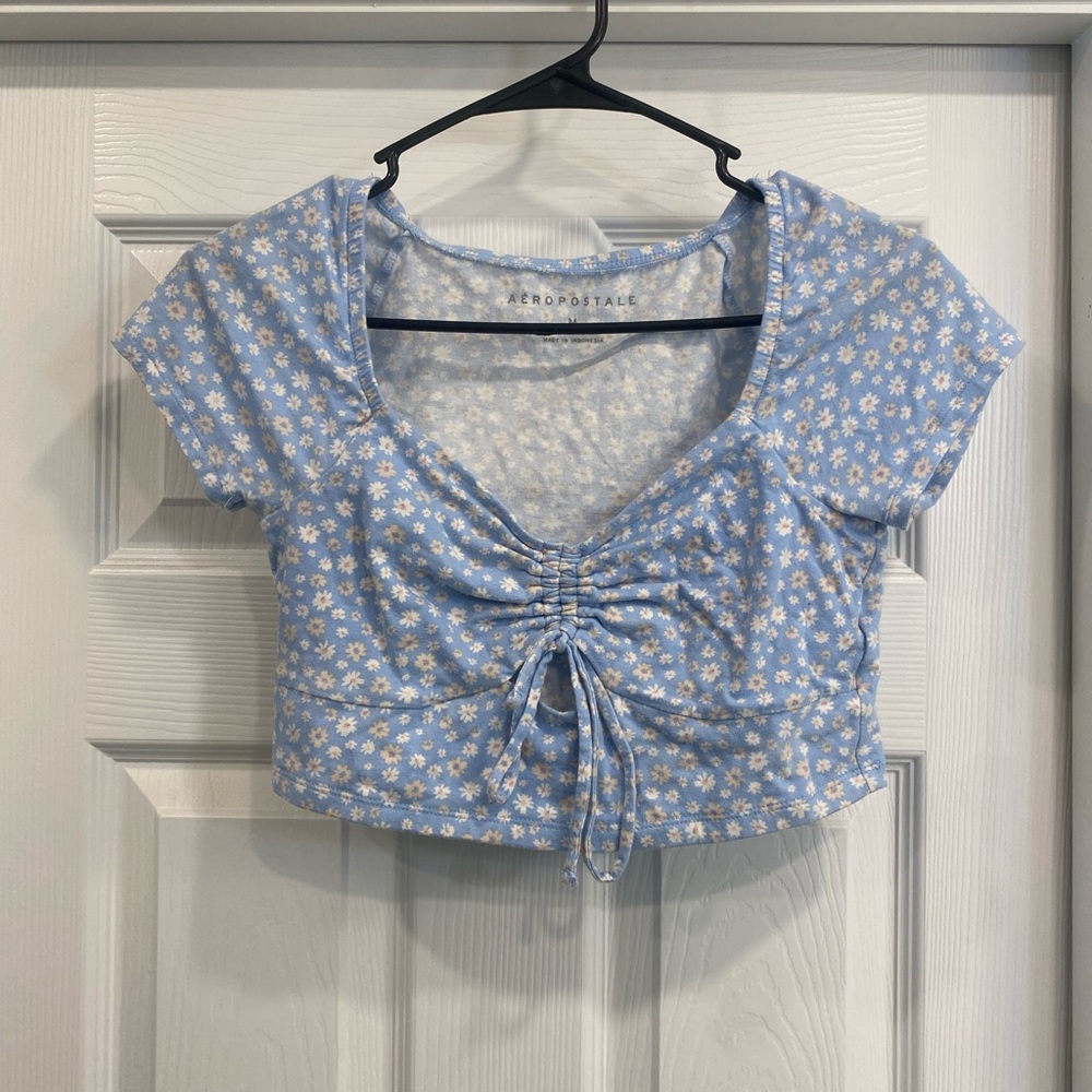 Aeropostale Light Blue Daisy Ruched Tie-Front Crop Top